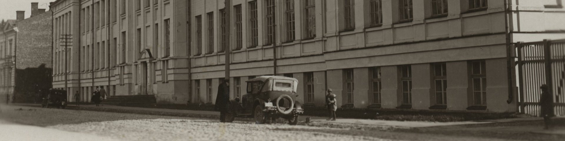 Tartu ülikooli õppehoone Aia (Vanemuise) t. 46 1930-ndatel